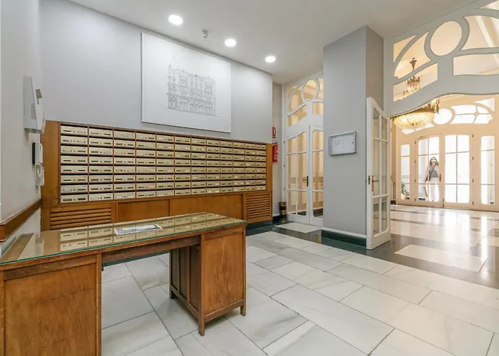 De Lujo Puerta Del Sol+parking Apartamento